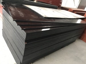 Ván Ép Phủ Phim 18mm x 1220mm x 2440mm